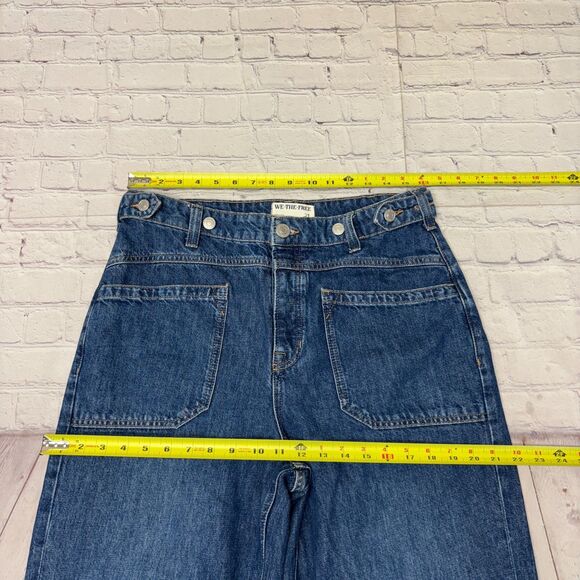 Free People We The Free Palmer Cuffed Wide Leg Jeans Size 29 Blue Denim D054 -17 - Picture 2 of 16